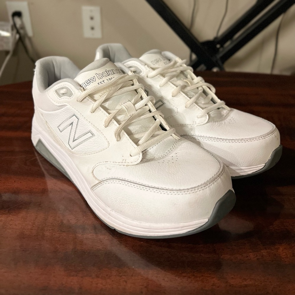 New balance men’s shoes